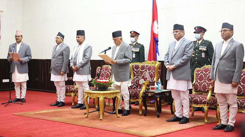 एनपी साउदले लिए परराष्ट्रमन्त्रीको शपथ
